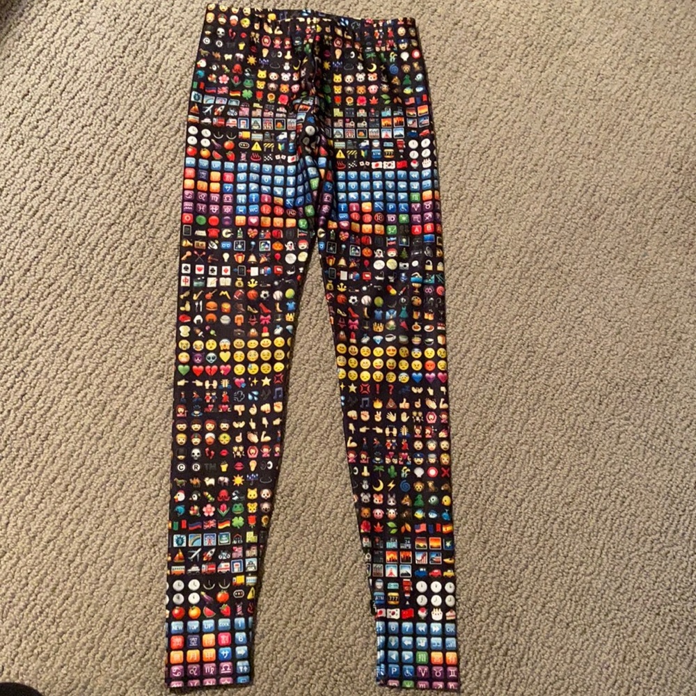 Zara Terez girls emoji leggings